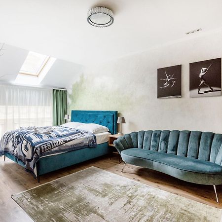 Backstage Loft Lägenhet Budapest Exteriör bild